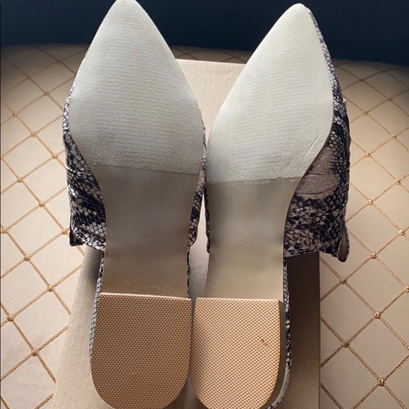 🦋Vintage Havana🦋 snake print mules - Picture 4 of 5